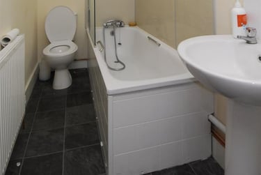2 bed flat, 20 Woodland Terrace,, Greenbank, Plymouth, PL48NL - Image 5